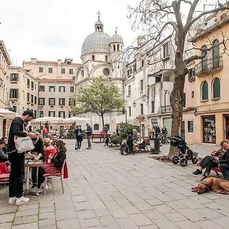 Delightful At 5 Mins From Rialto Bridge 아파트 *