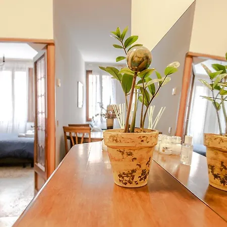 Delightful At 5 Mins From Rialto Bridge Appartement