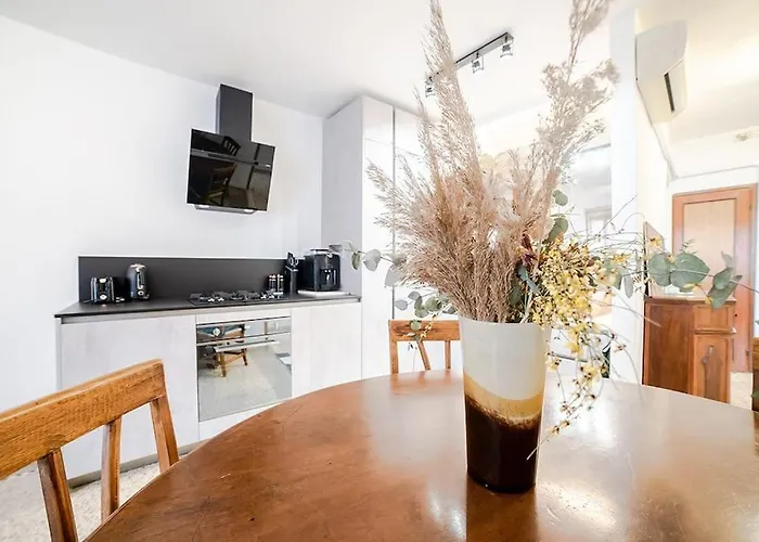 Delightful At 5 Mins From Rialto Bridge