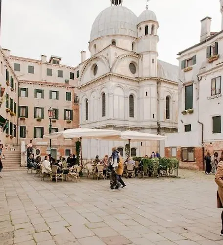 Delightful At 5 Mins From Rialto Bridge