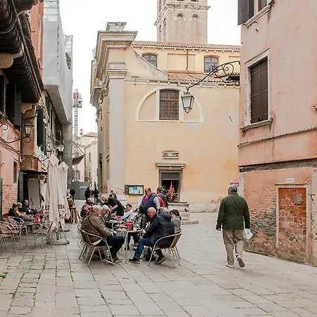 Delightful At 5 Mins From Rialto Bridge Appartement